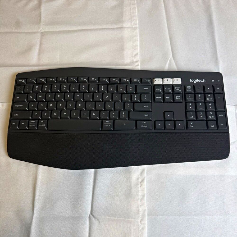 Logitech K850 Wireless Ergonomic Full-Size Keyboard Black QWERTY English